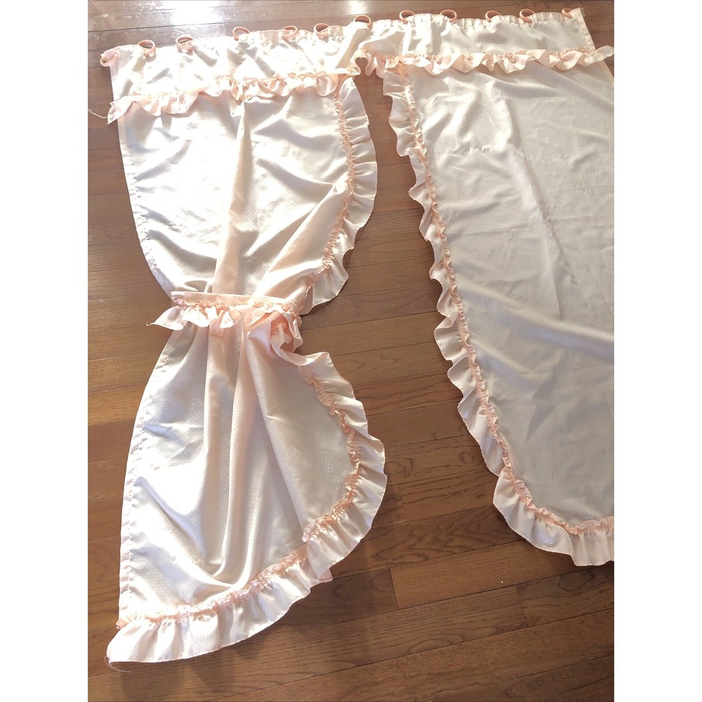 Vintage Peach Fabric Shower Curtain  Ruffled  Hygiene Industries Only 1 Tie Back